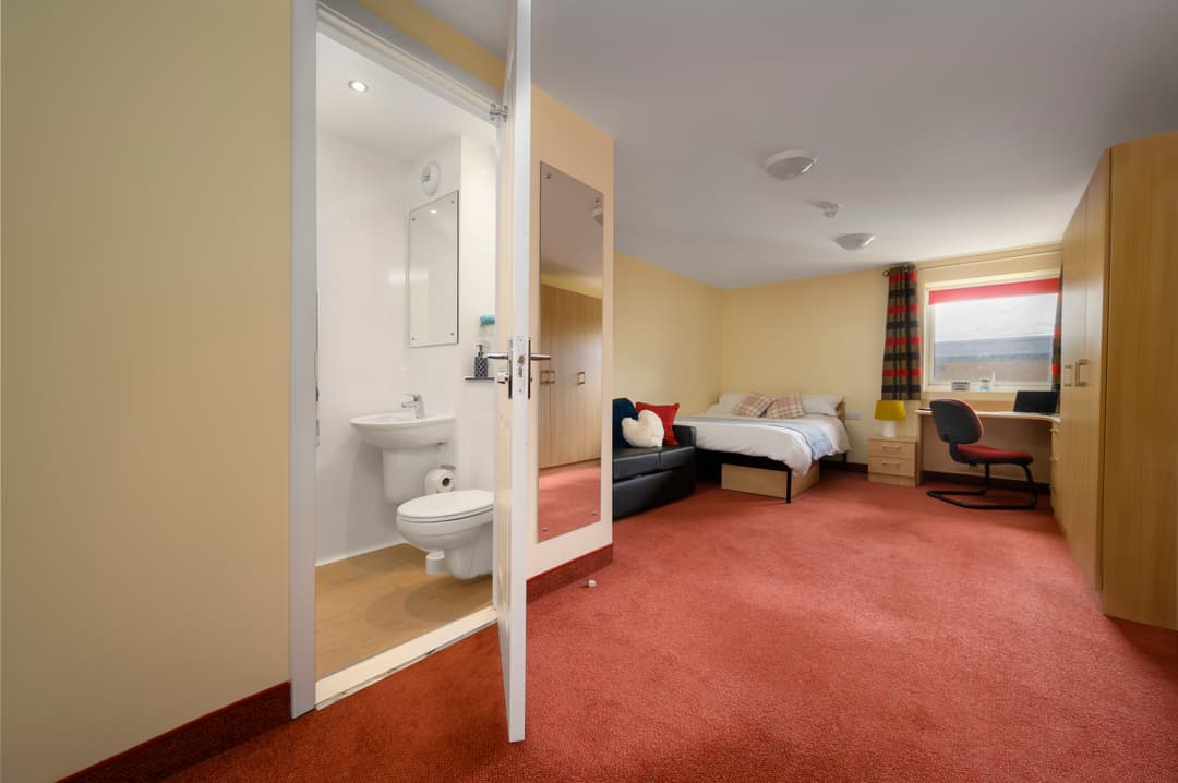 4 Bed Classic gallery image 2