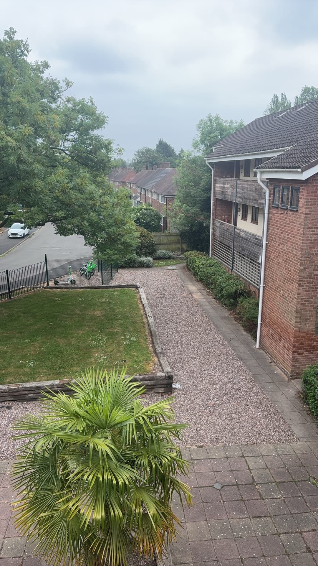 Duncan Smith House student accommodation exterior courtyard